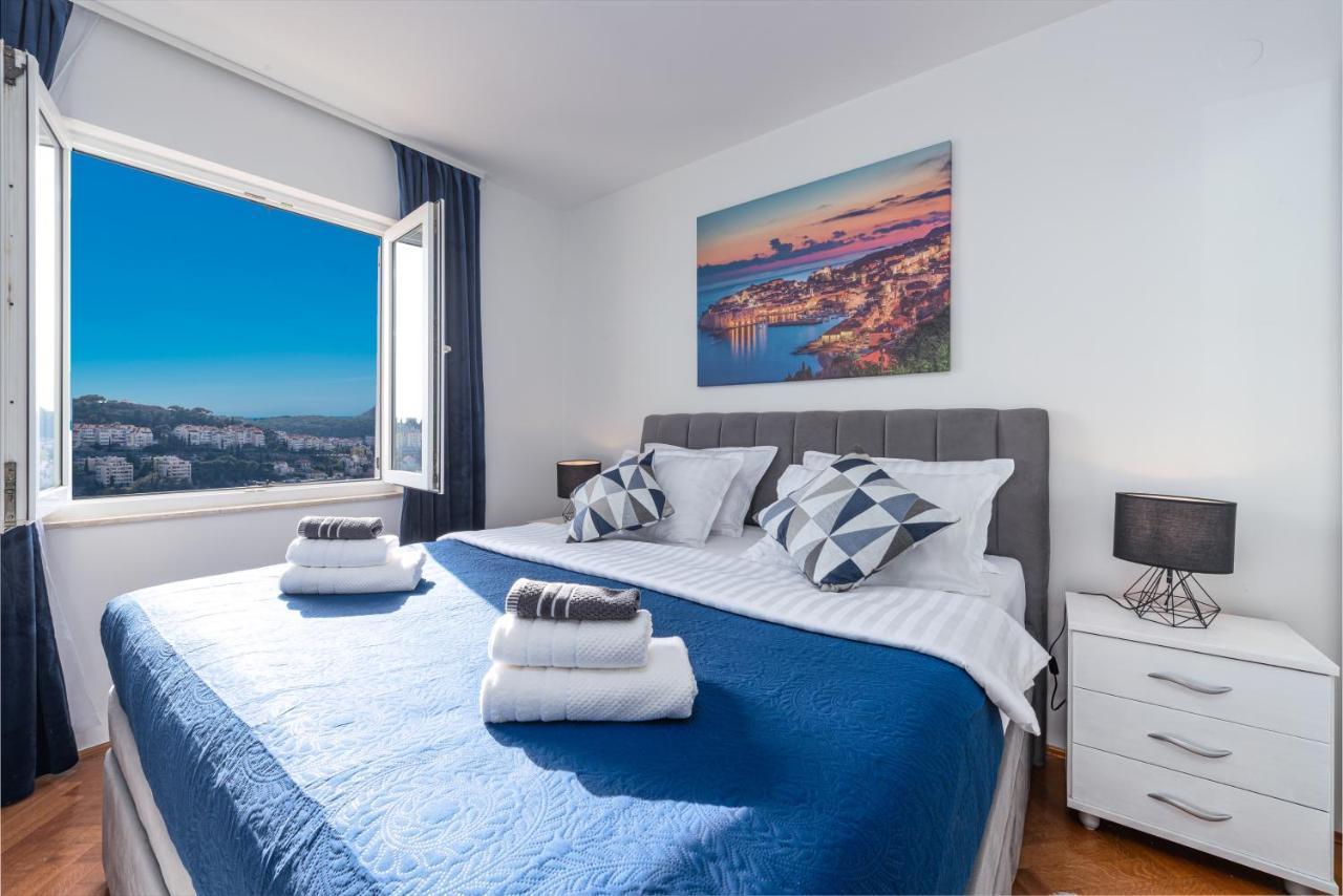 Bluesky Deluxe Apartment Free Parking ドゥブロブニク エクステリア 写真