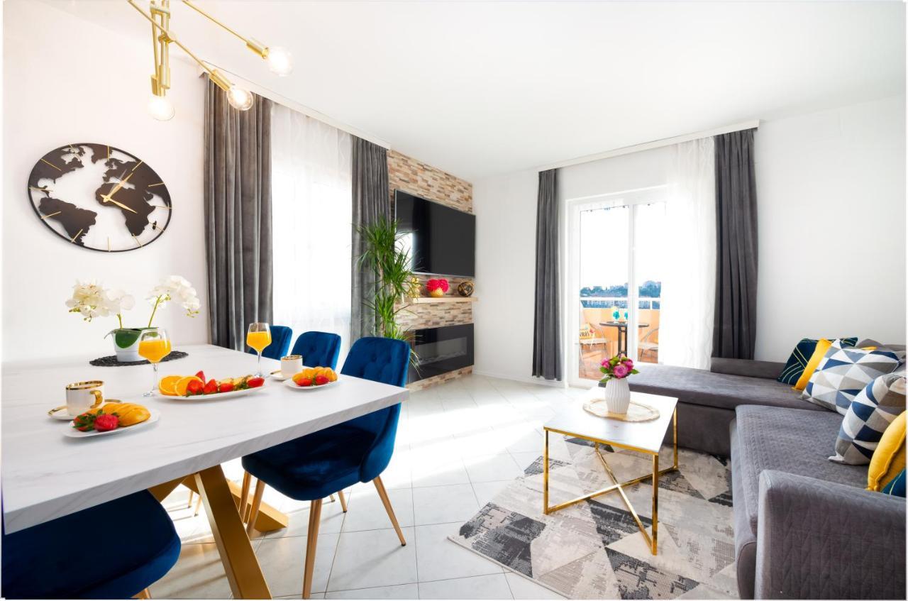 Bluesky Deluxe Apartment Free Parking ドゥブロブニク エクステリア 写真